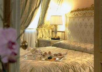 SUITE DELUXE Hotel Andreola Central Milano SUITE DELUXE Hotel Andreola Central Milano