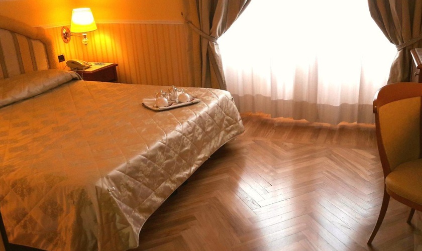 Camera doppia classic Hotel Andreola Central Milano Camera doppia classic Hotel Andreola Central Milano