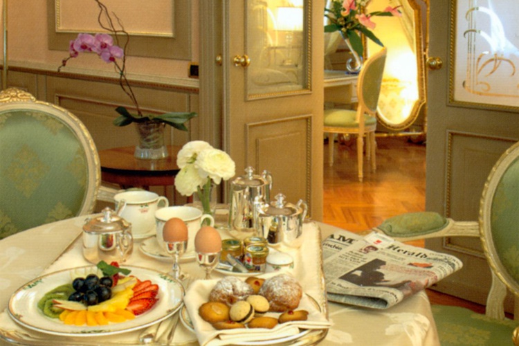 Suite deluxe Hotel Andreola Central Milano Suite deluxe Hotel Andreola Central Milano