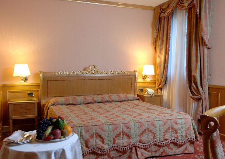 Camera doppia superior per uso singolo Hotel Andreola Central Milano Camera doppia superior per uso singolo Hotel Andreola Central Milano