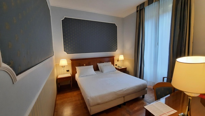 Camera doppia classic Hotel Andreola Central Milano