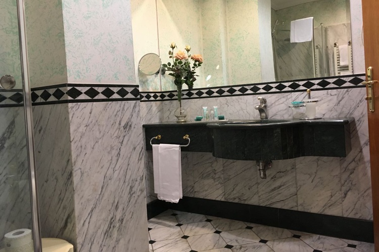 Camera classic due letti Hotel Andreola Central Milano Camera classic due letti Hotel Andreola Central Milano