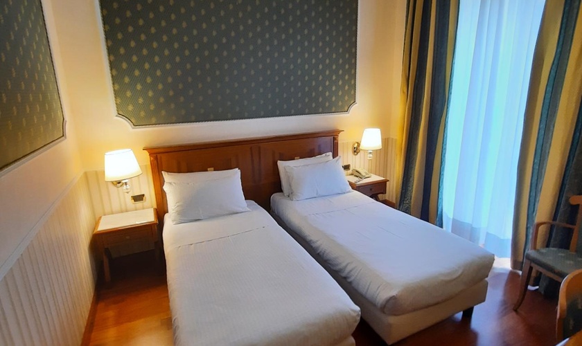 Camera classic due letti Hotel Andreola Central Milano Camera classic due letti Hotel Andreola Central Milano