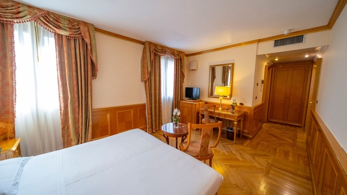 Camera doppia superior Hotel Andreola Central Milano