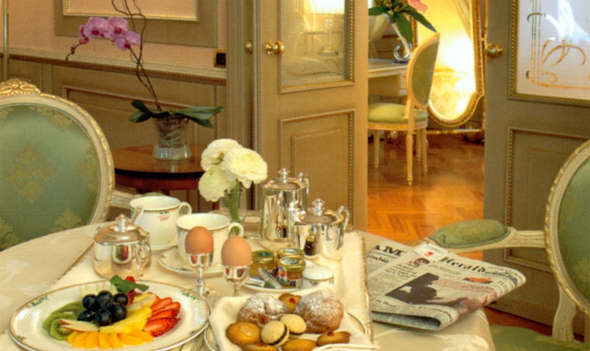 Suite deluxe Hotel Andreola Central Milano Suite deluxe Hotel Andreola Central Milano