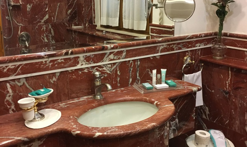 Camera superior due letti Hotel Andreola Central Milano Camera superior due letti Hotel Andreola Central Milano