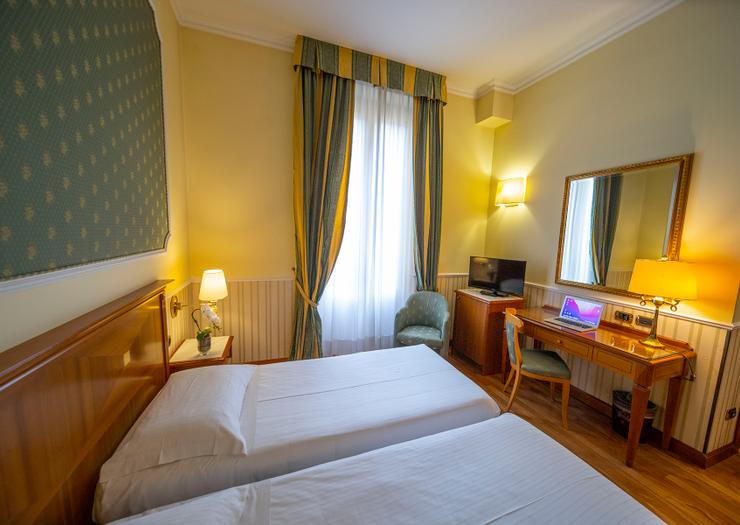 CAMERA CLASSIC DUE LETTI Hotel Andreola Central Milano CAMERA CLASSIC DUE LETTI Hotel Andreola Central Milano